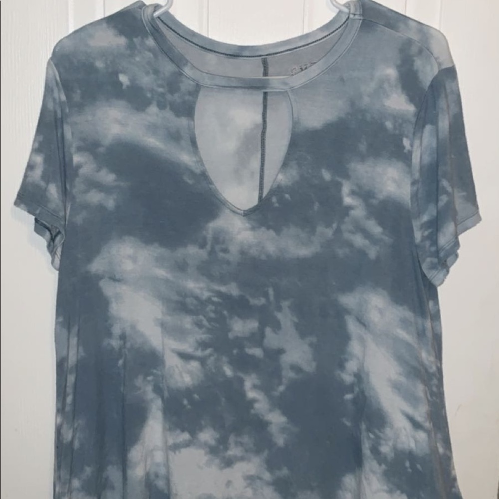 Mudd Short Sleeve White & Blue Tie Dye Shirt